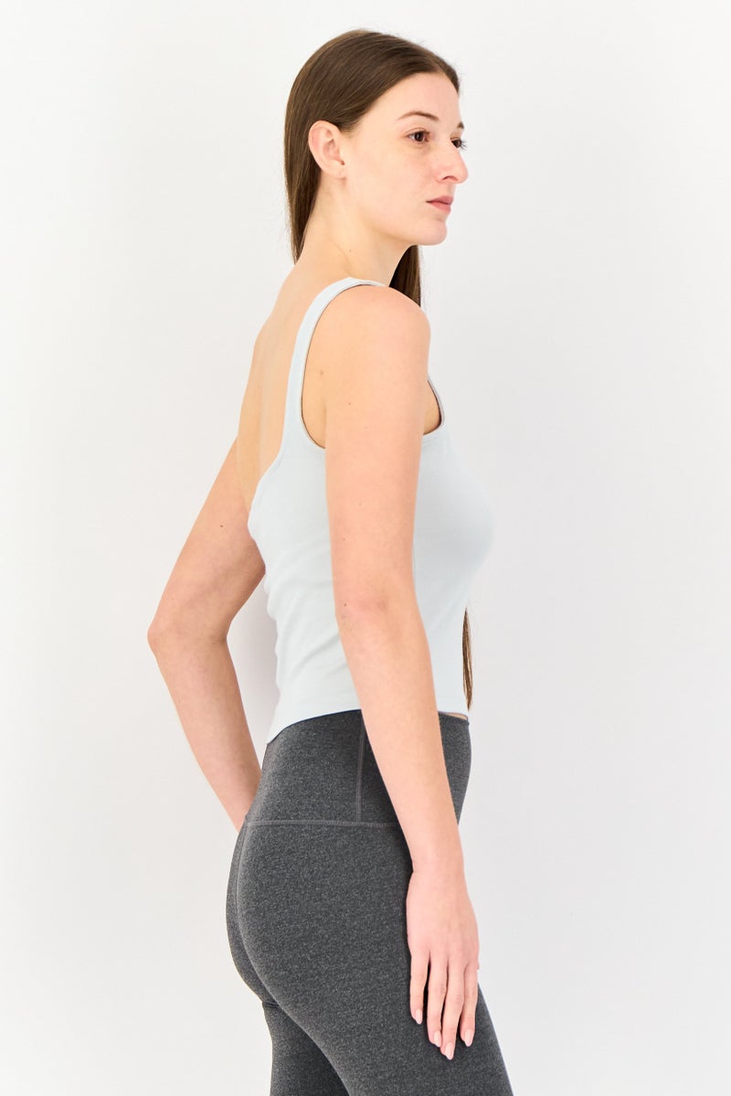 Nike بلوزة نسائية ضيقة ذات كتف واحد بأكمام خارجية، أزرق غامق - Image 2